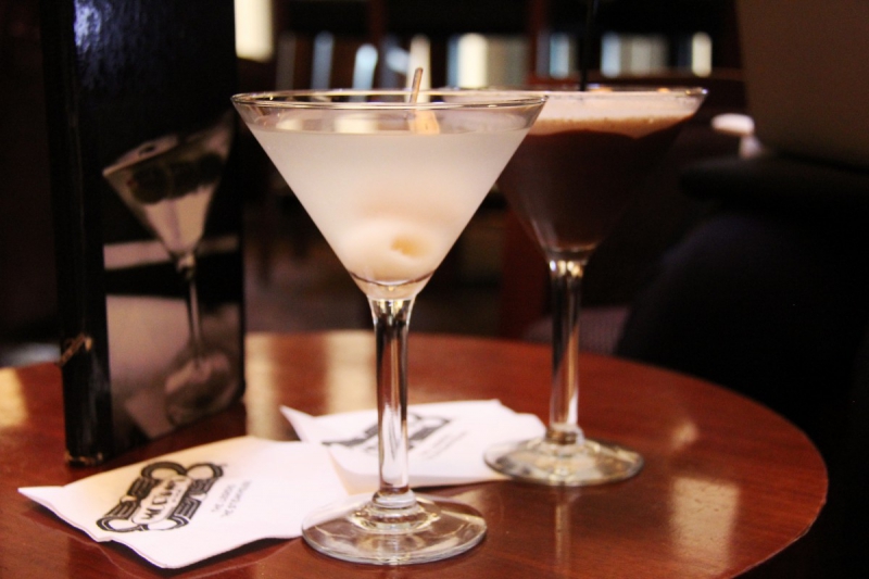 brasserie-LA TOUR-min_martini_bar_lychee_chocolate_alcohol_liquor_happy_hour_happy-910161